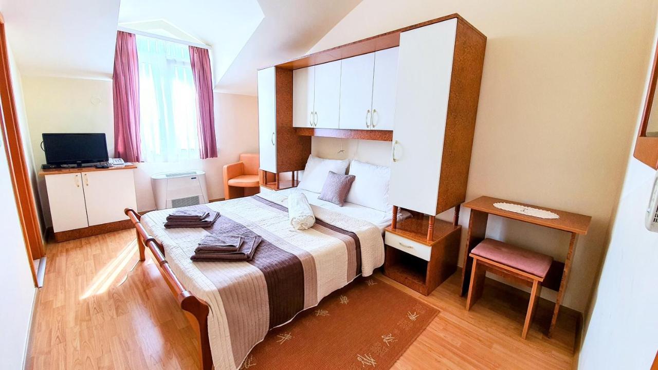 Villa Palcic Новаля Екстер'єр фото